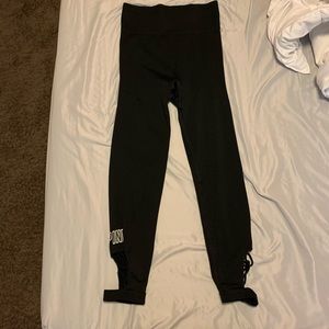 Victoria’s Secret Pink leggings
